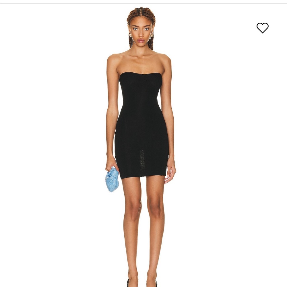 St. Agni Elegant Black Strapless Dress
